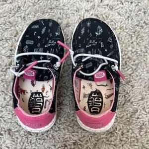 Hey Dude Kids Black and Pink Sneakers